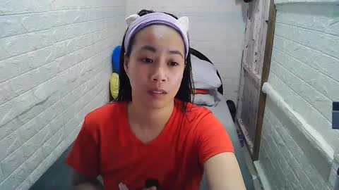 Snapshot of asian_sexydimples chatting on January 29, 12:35 pm Trixie online show from January 29, 12:35 pm