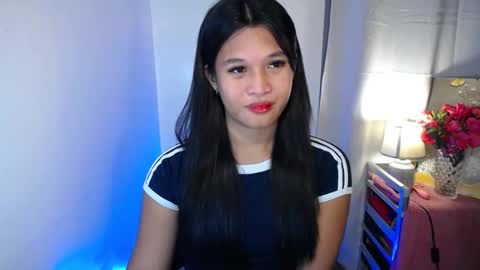 Yan online show from March 21, 8:19 am