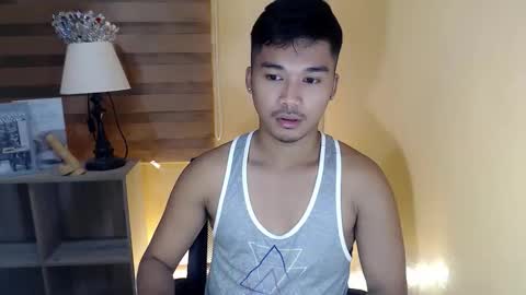 asianhunk_jamesx online show from November 19, 11:42 am