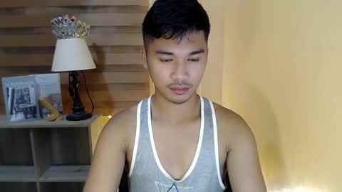 asianhunk_jamesx online show from November 22, 12:03 pm
