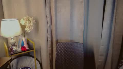 Kianna online show from December 22, 5:42 pm