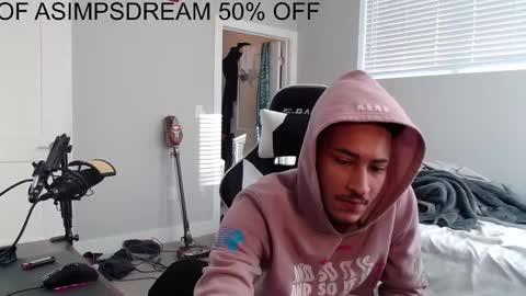 Snapshot of asimpsdream chatting on October 4, 1:20 pm asimpsdream online show from October 4, 1:20 pm