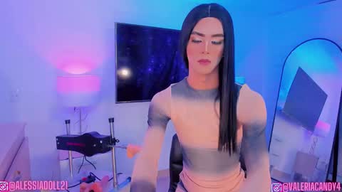 asley_reminton online show from December 2, 6:13 am