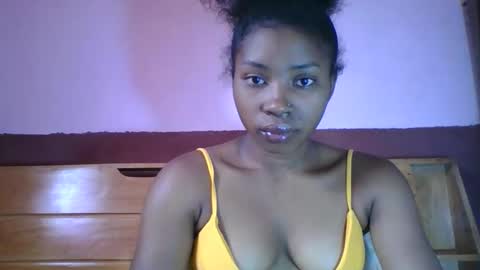 asmiraa online show from February 10, 8:06 am