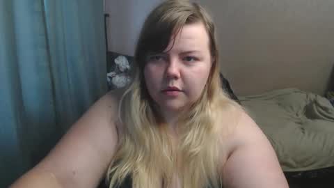 Snapshot of asmitkeyn chatting on October 9, 3:01 am AsmiTKeyn online show from October 9, 3:01 am