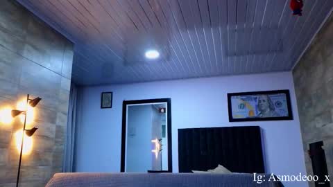 Snapshot of asmodeo_cox chatting on September 23, 12:59 am Asmodeo - online show from September 23, 12:59 am