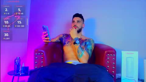 Snapshot of asmodeus_bael_ chatting on October 12, 8:00 pm asmodeus bael online show from October 12, 8:00 pm