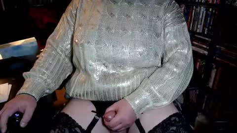 Aspen Vale online show from December 22, 10:27 pm