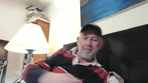 aspenleaf online show from February 25, 4:57 am