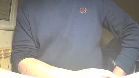 Snapshot of astelover chatting on February 28, 10:39 pm astelover online show from February 28, 10:39 pm