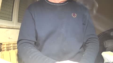 Snapshot of astelover chatting on January 2, 5:39 pm astelover online show from January 2, 5:39 pm