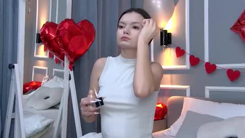 Aster Quinn online show from February 15, 3:11 pm