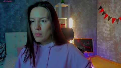 Asti online show from March 19, 1:33 am