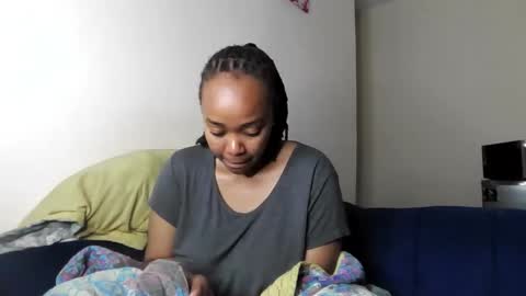 Atara Seren online show from May 19, 1:56 am