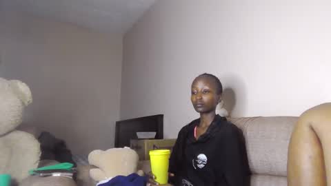 Atara Seren online show from May 28, 2:09 am