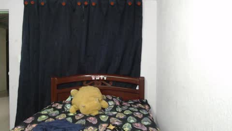 Snapshot of atena_messy chatting on December 27, 8:50 pm atena messy online show from December 27, 8:50 pm
