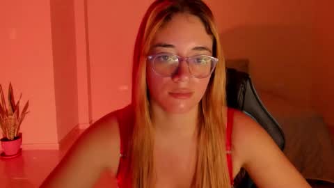 atenas online show from March 8, 9:24 am