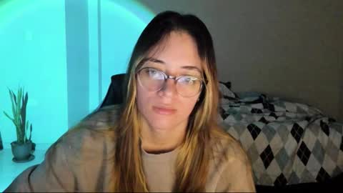 atenas online show from November 19, 9:41 am