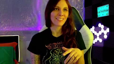 Snapshot of athenaautumn chatting on February 27, 6:13 am Athena Autumn online show from February 27, 6:13 am