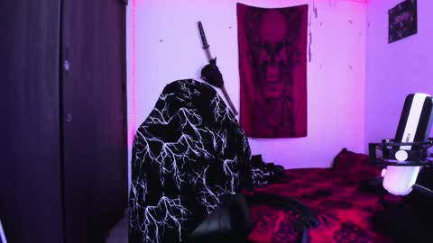 athenauwu online show from January 18, 5:27 am