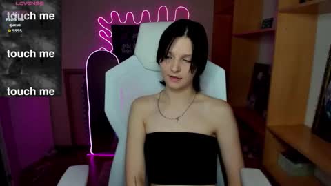 Audrey online show from October 27, 10:37 am