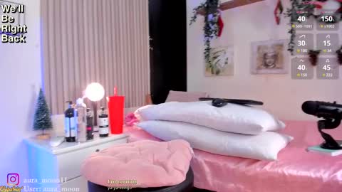 Snapshot of aura_moon chatting on January 12, 10:34 am Hello I am Marcela follow me on my instagram  aura moon11 online show from January 12, 10:34 am