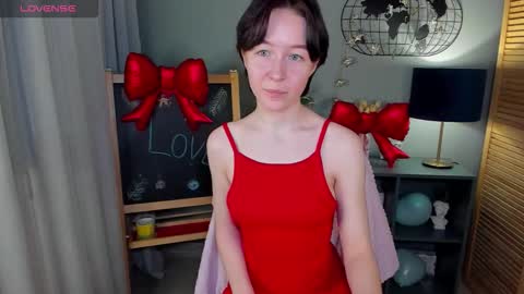 auradiaz online show from February 17, 9:19 am