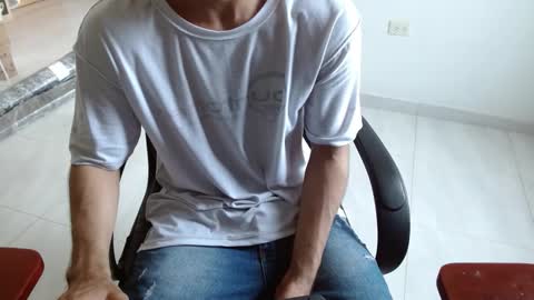 Aureliano online show from February 14, 10:01 pm