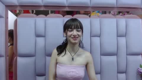 Snapshot of aurora18palmer chatting on February 1, 12:40 am aurora online show from February 1, 12:40 am