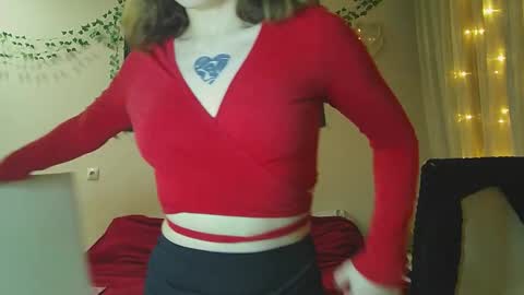 Aurora online show from December 28, 4:09 pm