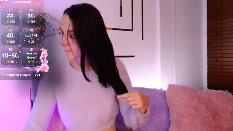 aurorahans online show from March 11, 10:57 pm