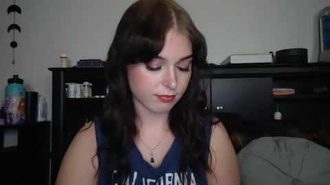 Snapshot of auroralightz1 chatting on October 19, 1:21 am auroralightz1 online show from October 19, 1:21 am