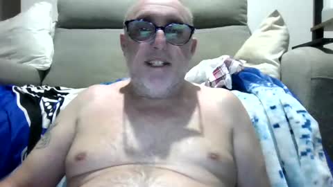 aussie_ozzie online show from July 7, 7:34 am