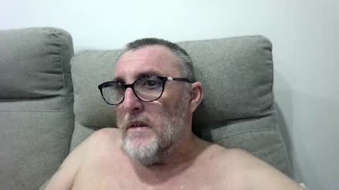 aussie_ozzie online show from July 21, 10:39 am