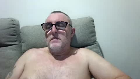 aussie_ozzie online show from July 6, 10:01 am