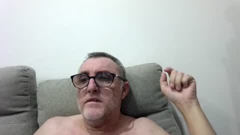 aussie_ozzie online show from August 4, 9:05 am