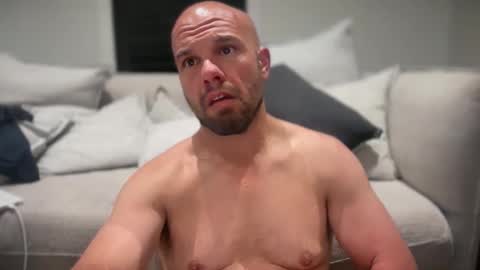 aussieboycal online show from June 9, 11:54 am