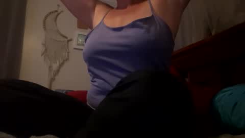 Milf4u online show from April 20, 1:03 pm