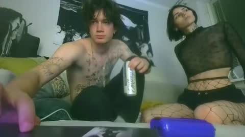 austensweet online show from August 1, 10:00 pm