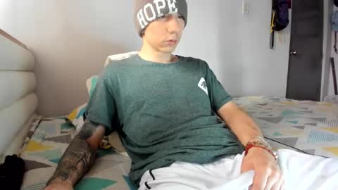 austin1119a online show from February 21, 6:33 pm