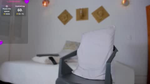 austinknnox online show from February 26, 3:54 am