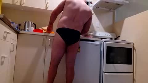 austinnz11 online show from March 12, 3:21 am