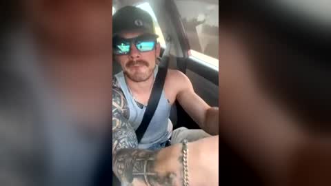 austinrobison00 online show from June 25, 7:30 pm
