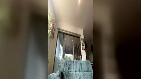 austintoner85 online show from June 15, 12:24 am