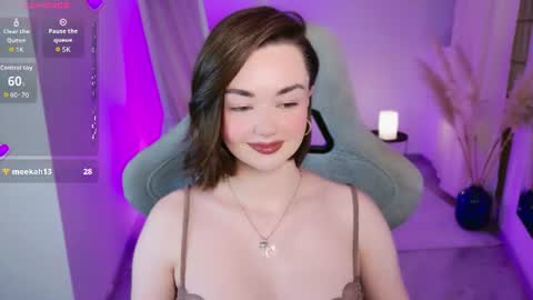 Ava online show from July 6, 3:03 pm