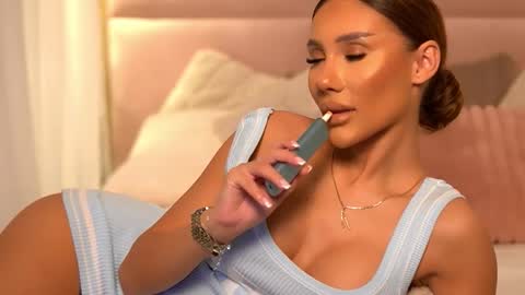 Ava online show from March 9, 1:54 am