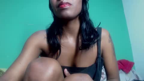 avalericherrycm101 online show from November 15, 10:00 pm