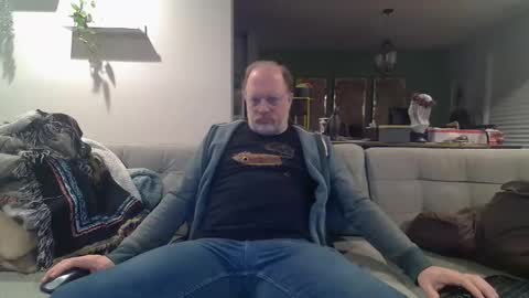 Greg online show from February 5, 4:27 am