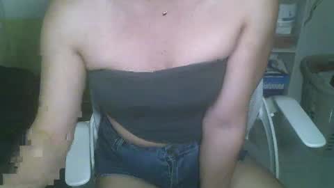 Rhian online show from February 20, 3:08 pm