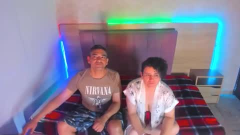 avictoria_and_andrescm online show from November 12, 4:15 am